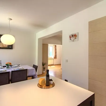 Holiday home Mit Privatpool Fuer 5 Personen Ca 150 Qm In Pula, Istrien Istrische Riviera Pula