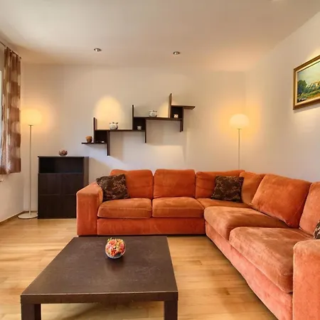 Mit Privatpool Fuer 5 Personen Ca 150 Qm In Pula, Istrien Istrische Riviera Holiday home *